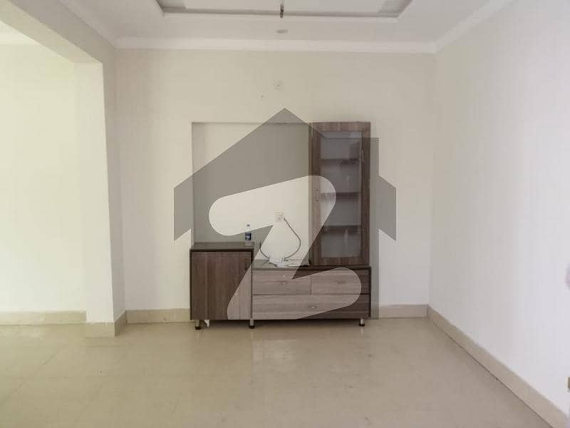 5 MARLA UPPER PORTION AVAILABLE FOR RENT IN VALENCIA TOWN LAHORE