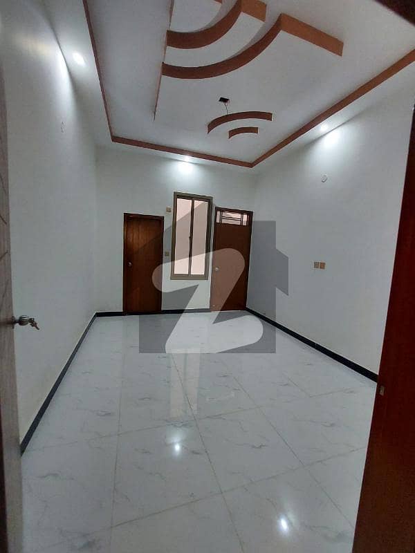 4 Bed D D 2nd Floor Portion With Roof In Gulshan E Iqbal Block 13d (240 Sq. Yard)