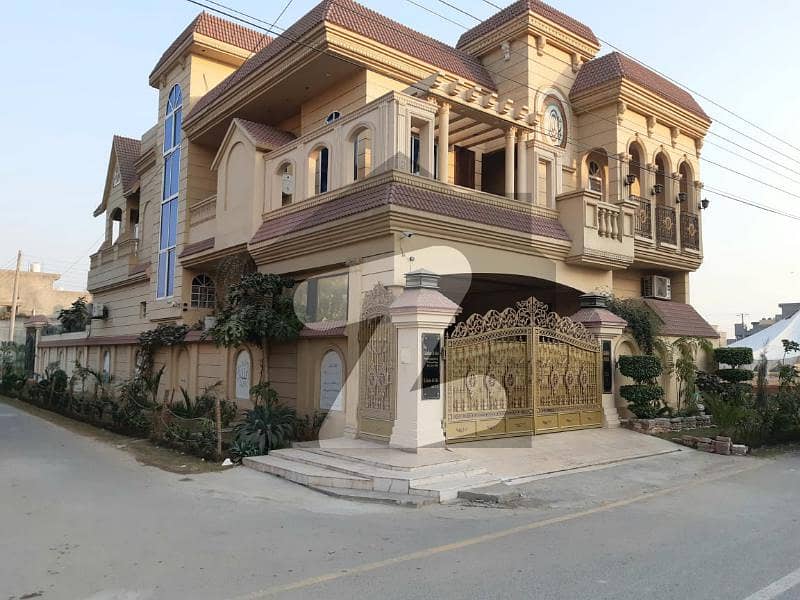 10 Marla Spanish Style Bungalow On 60 Feet Main Boulevard Prime Location With Corner Park, School And Market In Al-ahmad Garden Lahore