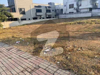 70ft Road Prime Location Sector G Kanal Plot For Sale