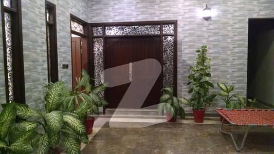 Outclass 2 Portion Available For Rent In Gulshan E Iqbal Prime Location