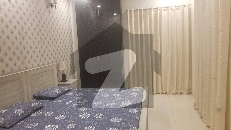 Paragon City Imperial One Block Bachelor Boy Fully Furnished Rooms With Ac, Lcd, Fridge And Microwave, Ups, Geyser, Kitchen Facility. Separate Electricity Sub Meters On Lesco Tariff. 
4 Rooms
