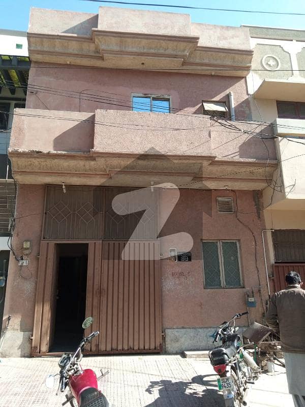 4 Marla Double Storey House For Rent In Farid Town Sahiwal
