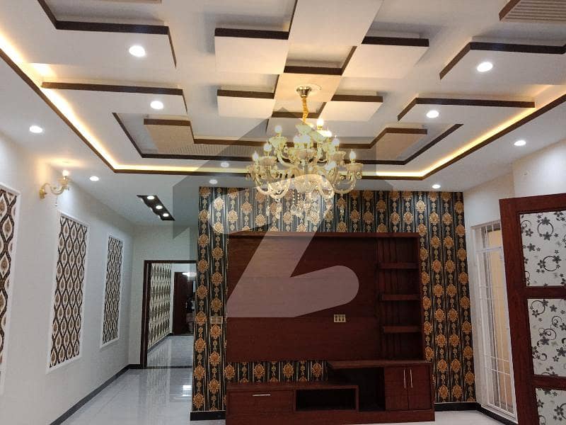 سنی پارک لاہور میں 2 کمروں کا 7 مرلہ زیریں پورشن 32 ہزار میں کرایہ پر دستیاب ہے۔