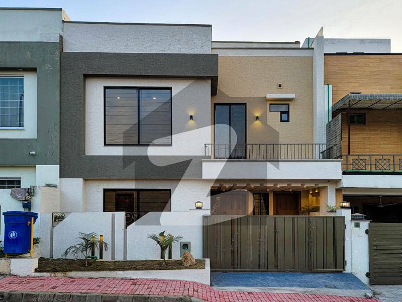 7 Marla 5 Bed Double Unit Designer House For Sale