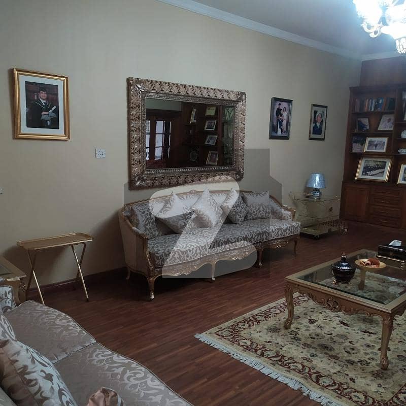 Full Basement House In Main Cantt Full Basement House In Main Cantt