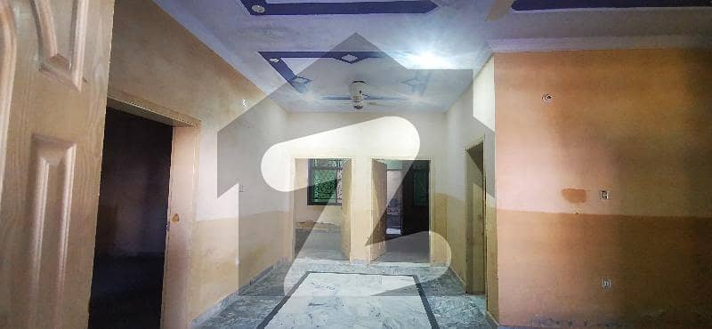 بہارہ کھوہ اسلام آباد میں 3 کمروں کا 10 مرلہ مکان 22 ہزار میں کرایہ پر دستیاب ہے۔