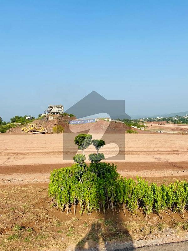 8 Marla Commercial Lake Face Available In Resale 8 Marla Commercial Lake Face Available In Resale