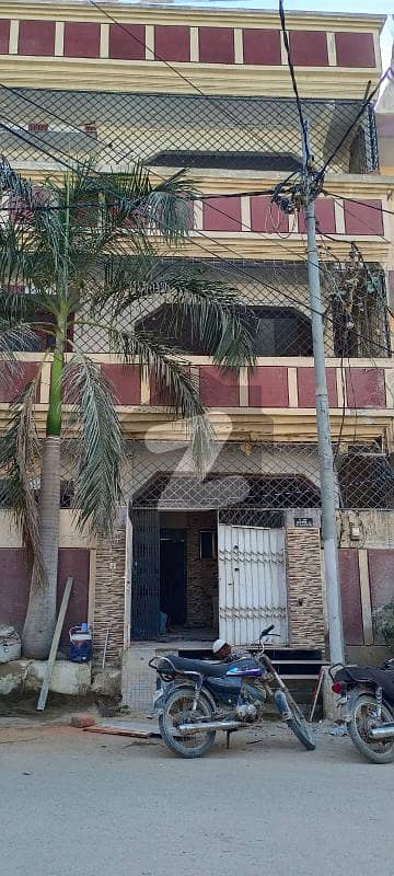 Portion Available  For Rent 1st Floor In North Karachi Sec 8
