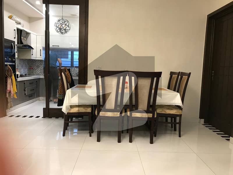 10 Marla Vip House For Sale in Jasmine block Near Talwar chok and Jasmine Shopping Mall Bahria