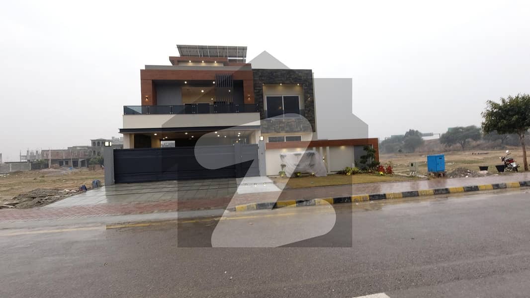 Gorgeous 1 Kanal House For sale Available In Faisal Town - F-18