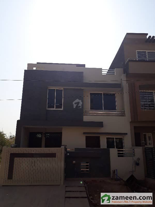 Size 25x40 Brand New House For Sale In G-13/1