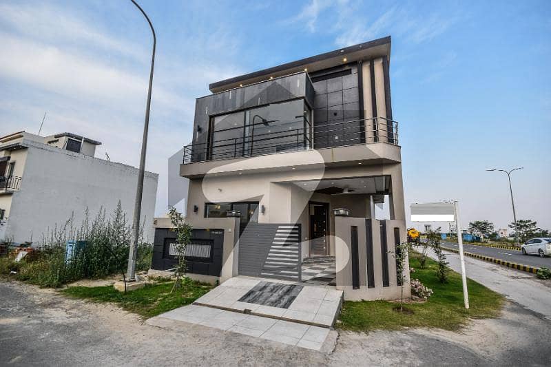 Corner House 5 Marla Luxury House For Sale In Dha 9 Town