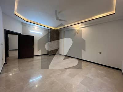 Rafi Block 5marla Used House Available For Sale