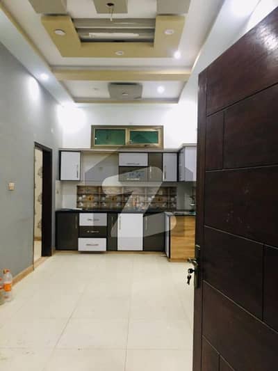رفیع پریڈ 2 گلشنِ رفیع,ملیر,کراچی میں 2 کمروں کا 4 مرلہ فلیٹ 65.0 لاکھ میں برائے فروخت۔