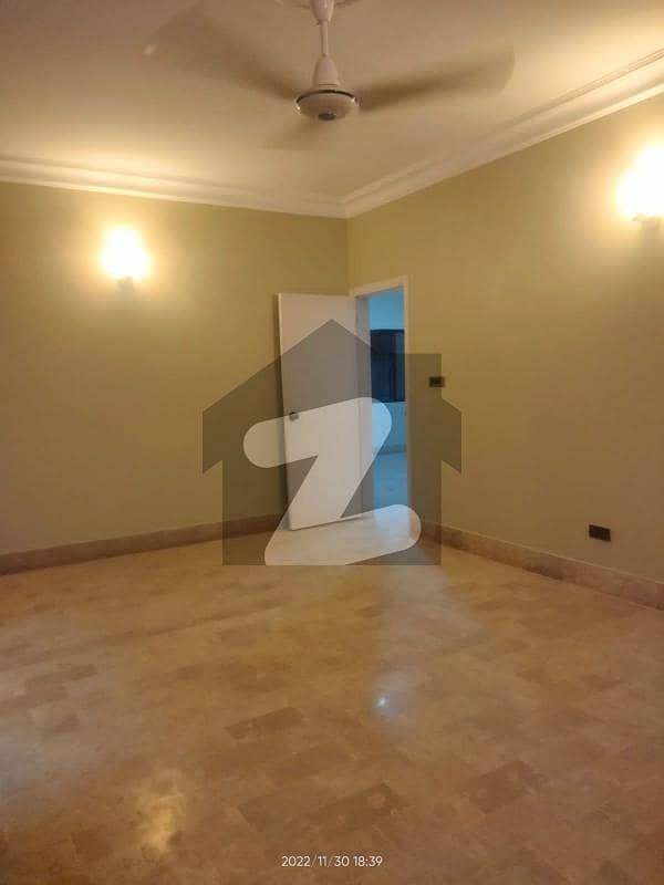 In Clifton Block 2 1750 Square Feet Flat For Rent Clifton Block 2