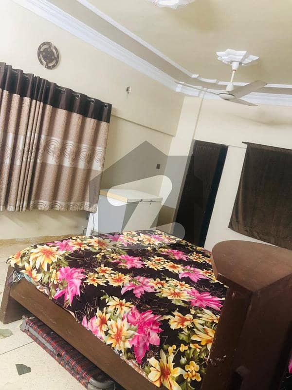 گارڈن ویسٹ کراچی میں 3 کمروں کا 9 مرلہ فلیٹ 1.2 کروڑ میں برائے فروخت۔