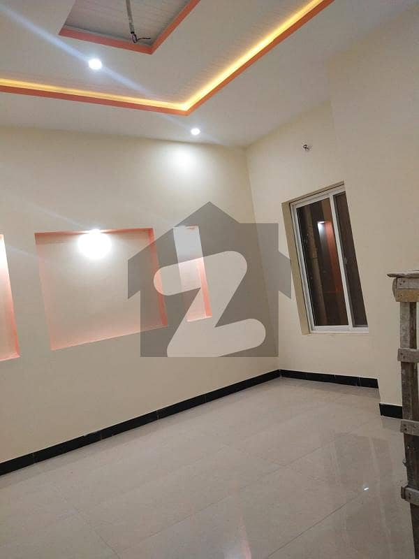 گلشنِ لاہور لاہور میں 5 کمروں کا 10 مرلہ مکان 1.2 لاکھ میں کرایہ پر دستیاب ہے۔