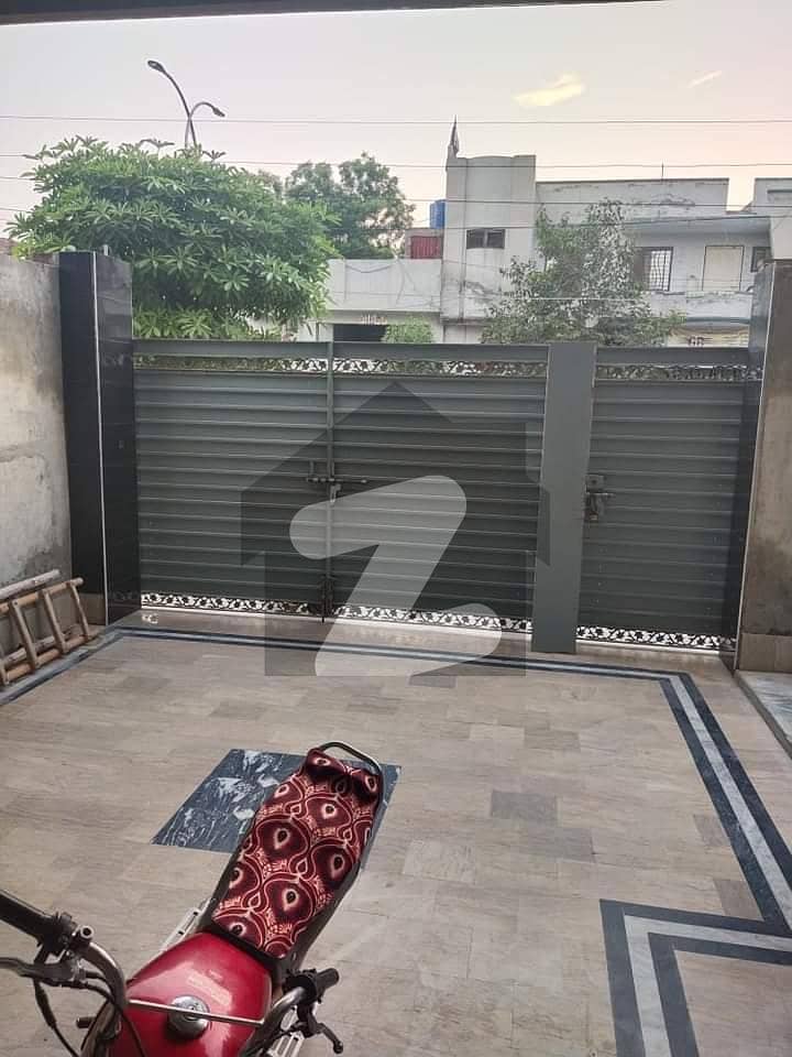 10 Marla House For sale Is Available In Rehmat Ullah Town