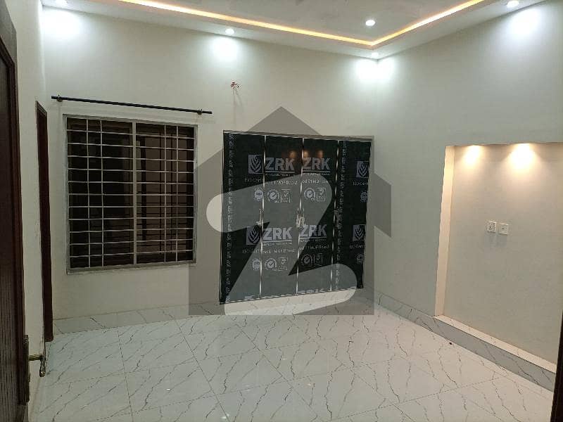 4 Marla Beautiful Commercial Room Apartment For Rent In Paragon City