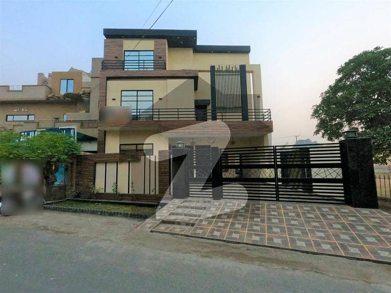 Buying A House In Gulshan-e-Lahore - Block B?