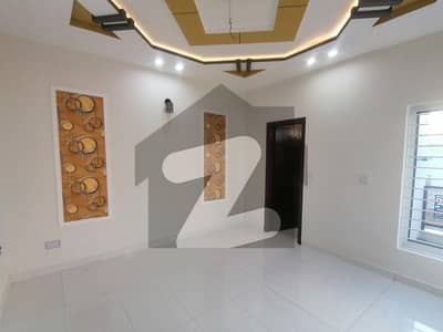 1 Kanal House For rent Available In Shalimar Colony