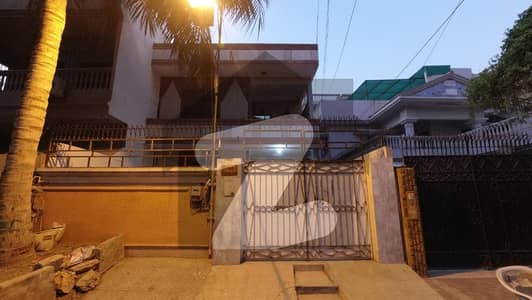 Ideal 200 Square Yards House has landed on market in Gulshan-e-Iqbal - Block 13/C, Karachi