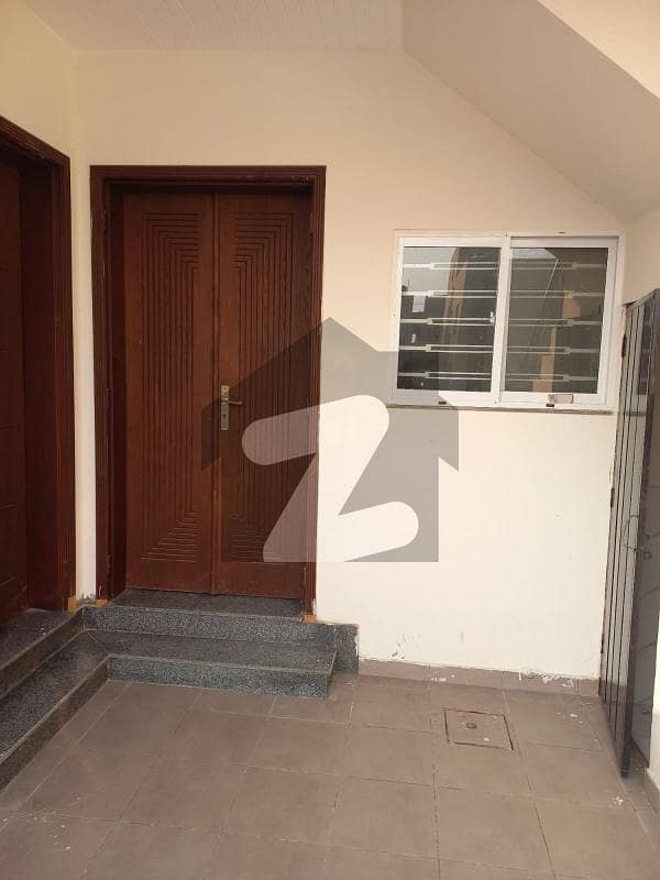 Lower Portion For Rent In C1 Punjab School Township