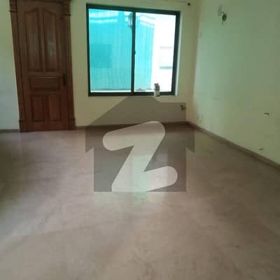 E-11/4  7 Bedrooms Attach Washroom Full House For Rent