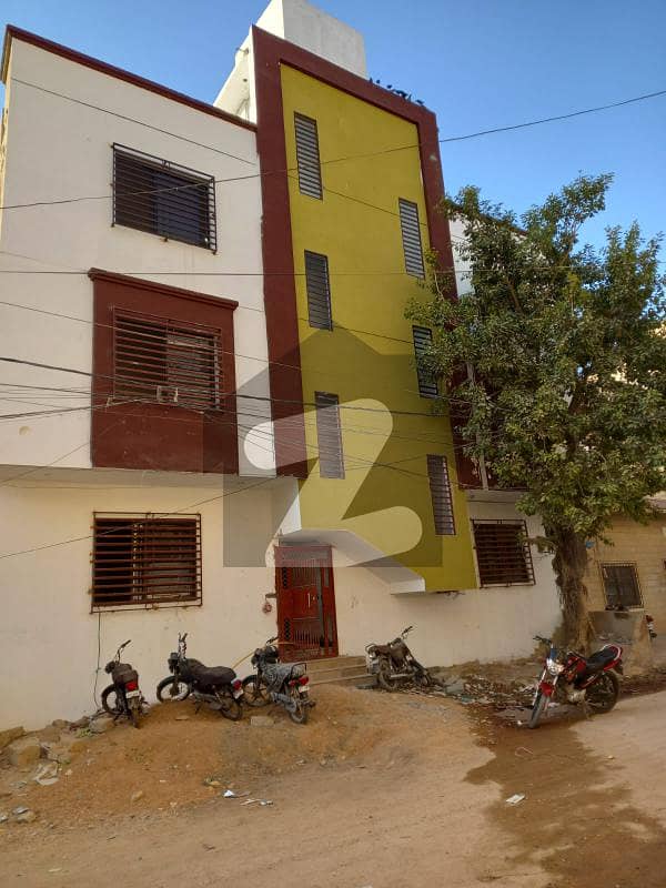 Pechs I کراچی میں 3 کمروں کا 6 مرلہ بالائی پورشن 1.5 کروڑ میں برائے فروخت۔