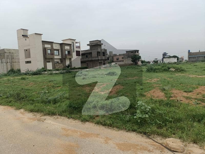 2700 Square Feet Residential Plot For Sale Is Available In Gulshan-E-Benazir - Block B