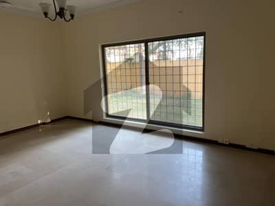 666 Square Yards House For sale In F-7 F-7 In Only Rs. 280,000,000