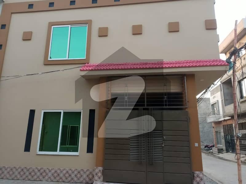 Get This Amazing Corner 2.5 Marla House Available In Al Madina Avenue