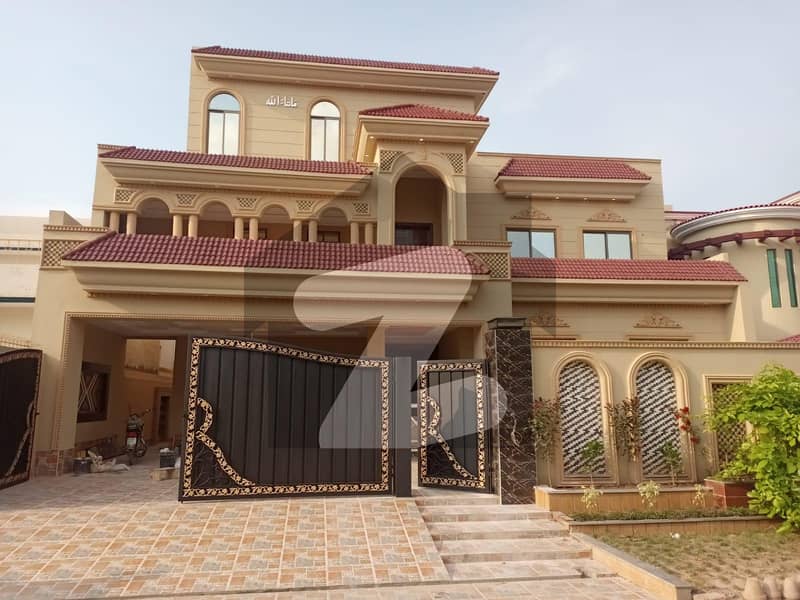 House For sale In UET Housing Society - Block C