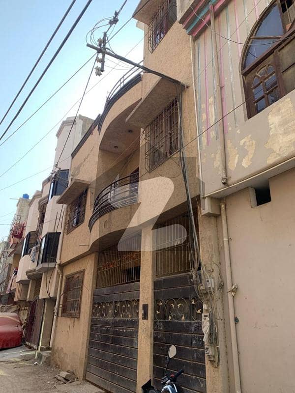 نارتھ کراچی - سیکٹر 11K نارتھ کراچی کراچی میں 8 کمروں کا 5 مرلہ مکان 1.6 کروڑ میں برائے فروخت۔