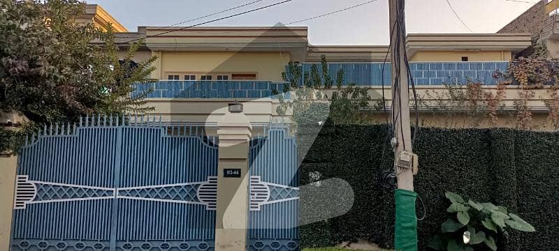 Beautiful House In Phase 2 Hayatabad H3 Kanal For Sale