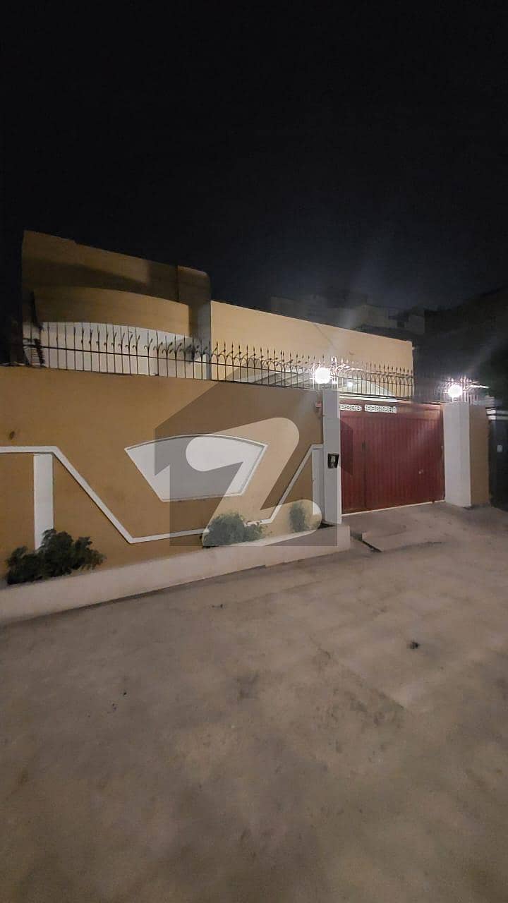 On Excellent Location 10 Marla House For sale In The Perfect Location Of Hadi Town