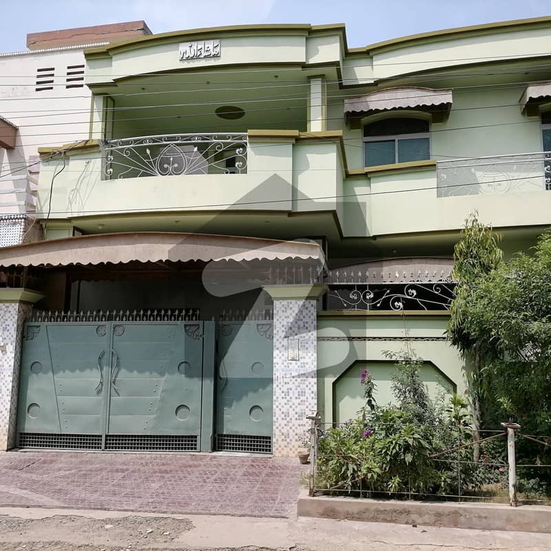 Reserve A Centrally Located House Of 10 Marla In Farid Town