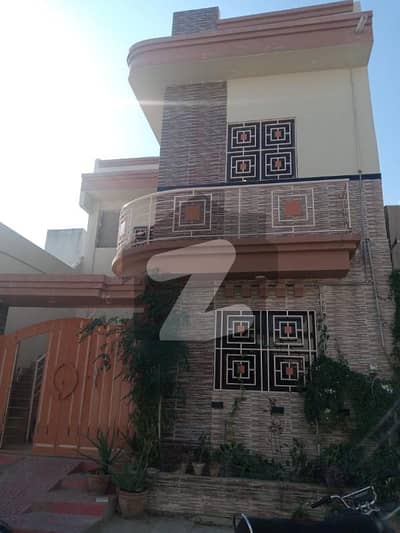 صائمہ عریبین ولاز گداپ ٹاؤن کراچی میں 4 کمروں کا 5 مرلہ مکان 55 ہزار میں کرایہ پر دستیاب ہے۔