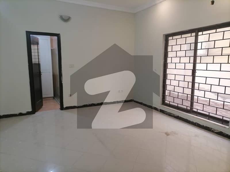 Ideal House Is Available For sale In Haji Chowk