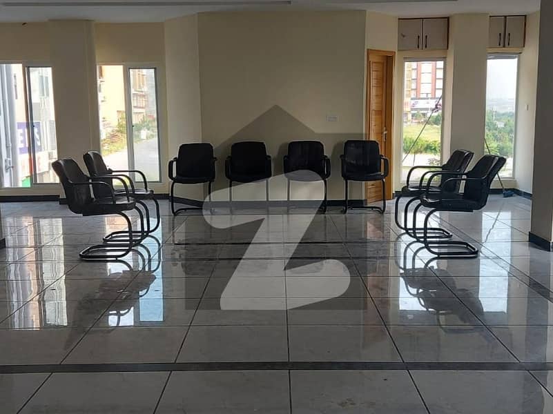 1600 Square Feet Office In Gulberg Business Square Is Available