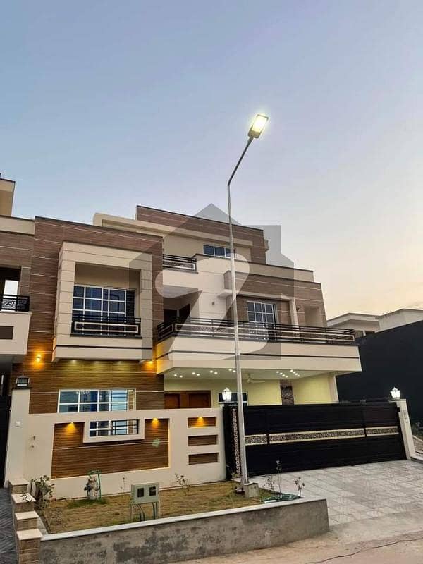 14 Marla Luxury Beautiful House Available For Sale In G-13 Islamabad