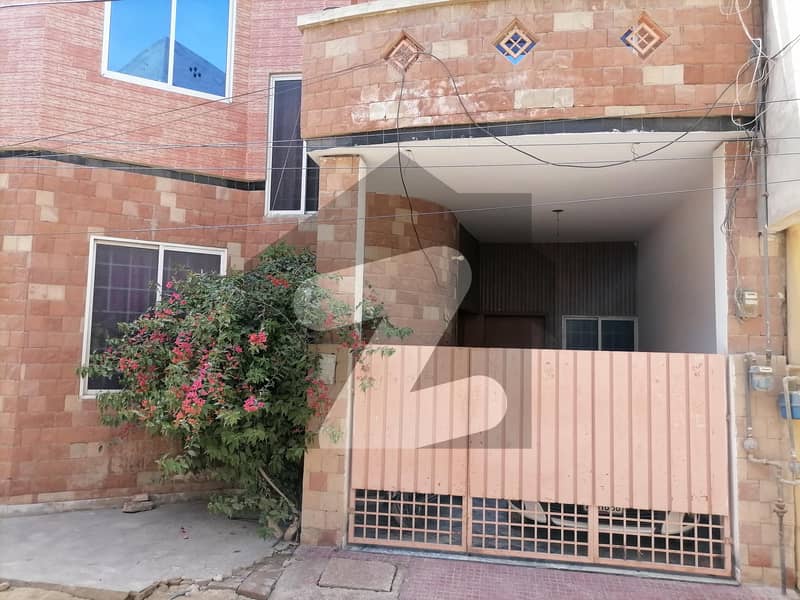 5 Marla House Available For sale In Farid Town