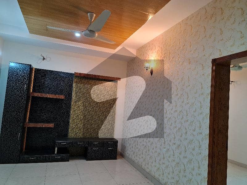 آرکیٹیکٹس انجنیئرز ہاؤسنگ سوسائٹی لاہور میں 4 کمروں کا 5 مرلہ مکان 1.95 کروڑ میں برائے فروخت۔