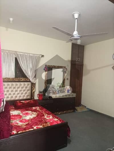 غوری ٹاؤن فیز 4 سی 1 غوری ٹاؤن,اسلام آباد میں 5 کمروں کا 6 مرلہ مکان 1.5 کروڑ میں برائے فروخت۔
