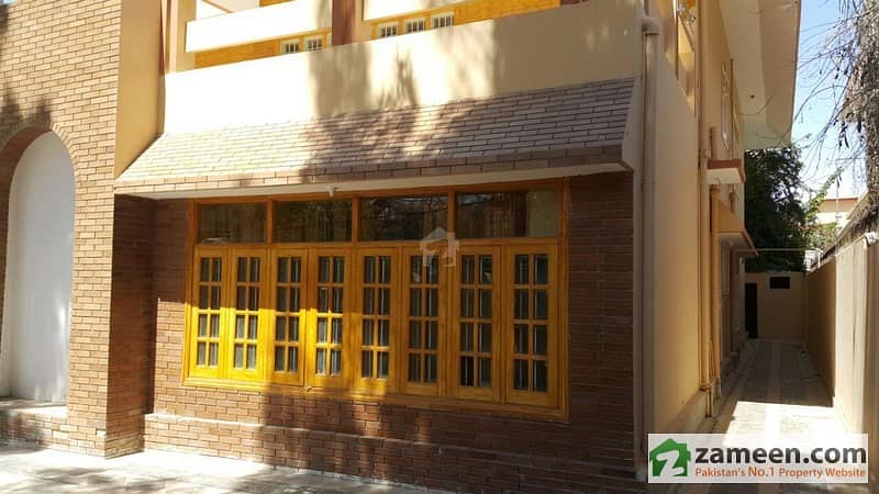 Well Furnished South Open Bungalow For Sale In Jinnah Town