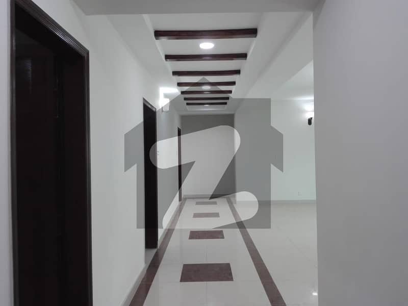 10 Marla Upper Portion In Stunning Bahria Orchard Phase 1 - Central Is Available For rent