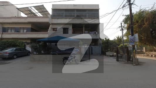 Well-constructed House Available For sale In Gulistan-e-Jauhar - Block 15
