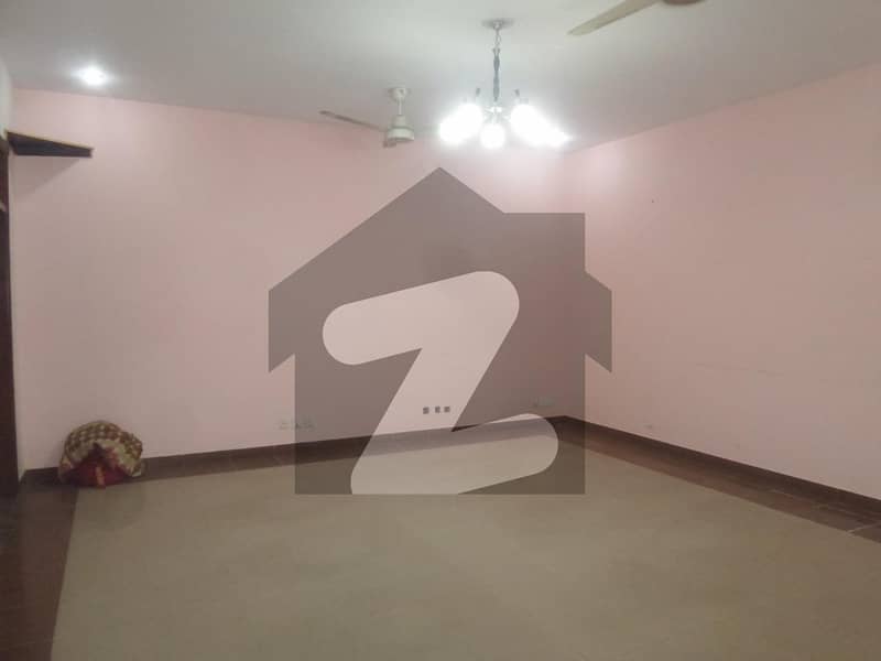 Buy A 1500 Square Feet House For sale In G-9/3