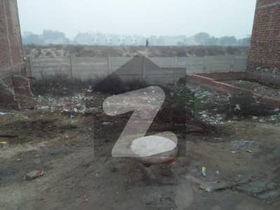 دبئی ٹاؤن لاہور میں 6 مرلہ رہائشی پلاٹ 55 لاکھ میں برائے فروخت۔